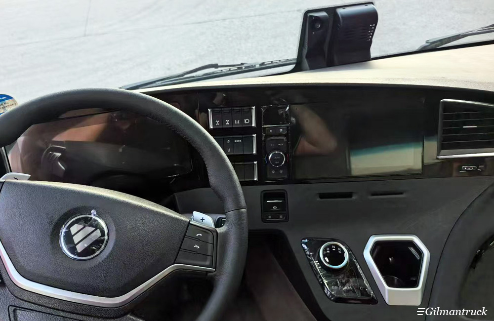 Электрический тягач Foton Auman 6x4 400,62 кВт·ч