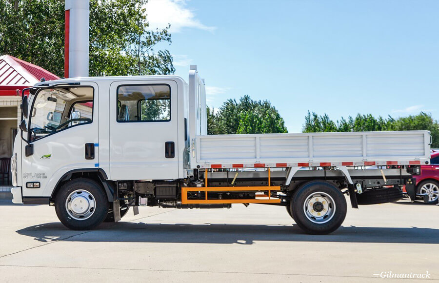 ISUZU ELF EC5 127hp double-row side panel light truck
