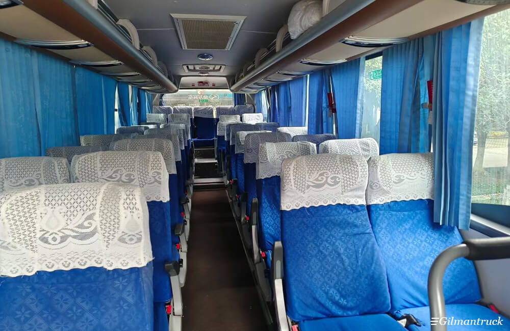 Kinglong XMQ6901 40-seat 9-meter used highway bus Kinglong XMQ6901 40-seat 9-meter used highway bus