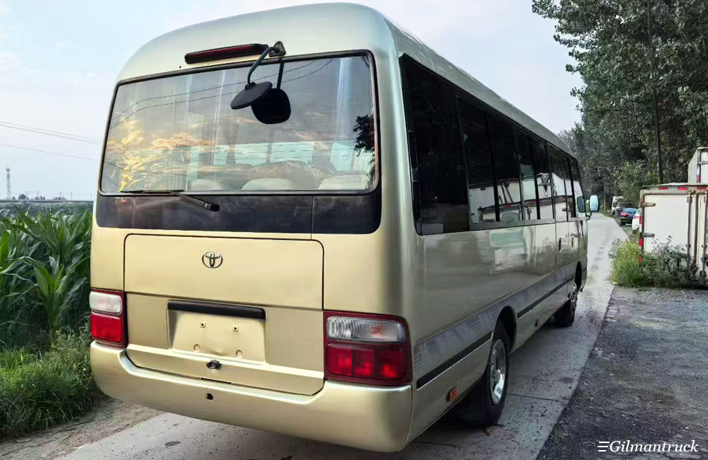 Minibus d&#39;occasion Toyota Coaster 29 places, moteur diesel 15BT
