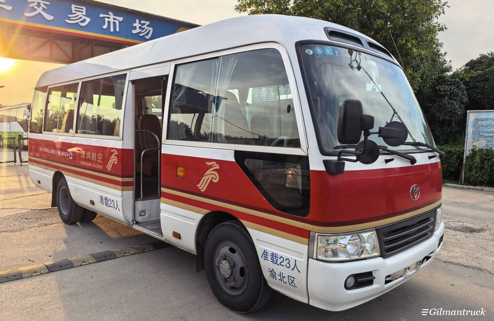 Used Toyota Coaster with 2TR Gasoline Engine Used Toyota Coaster with 2TR Gasoline Engine