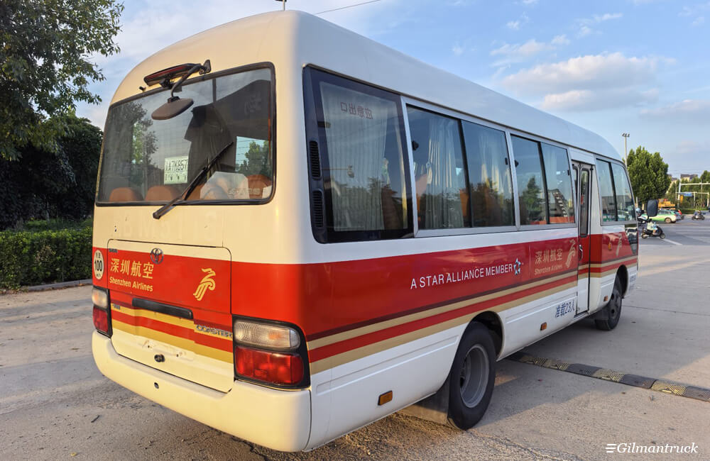 Used Toyota Coaster with 2TR Gasoline Engine Used Toyota Coaster with 2TR Gasoline Engine