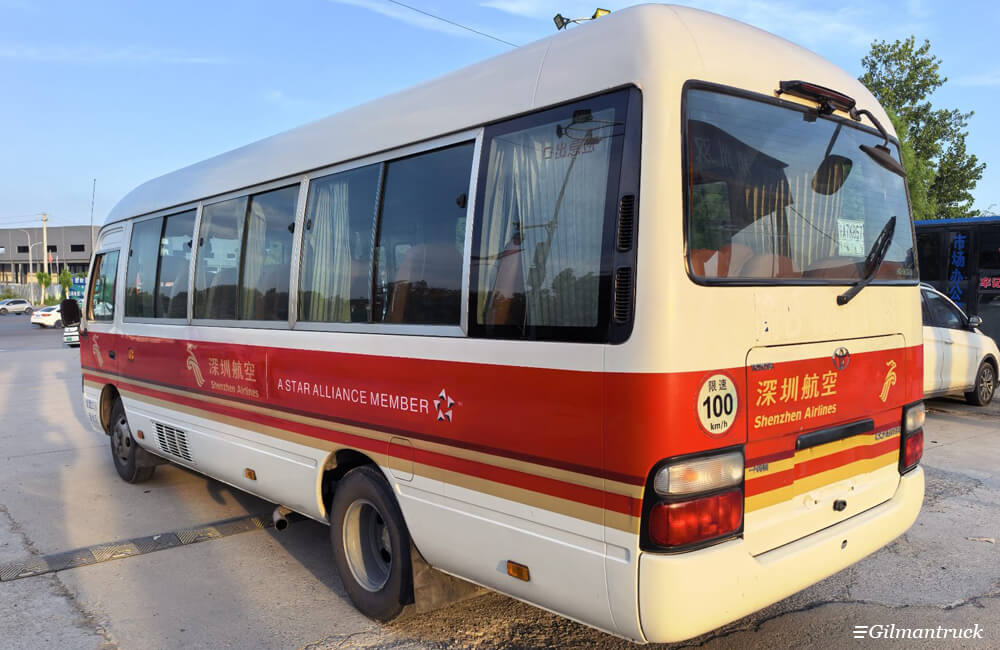 Used Toyota Coaster with 2TR Gasoline Engine Used Toyota Coaster with 2TR Gasoline Engine