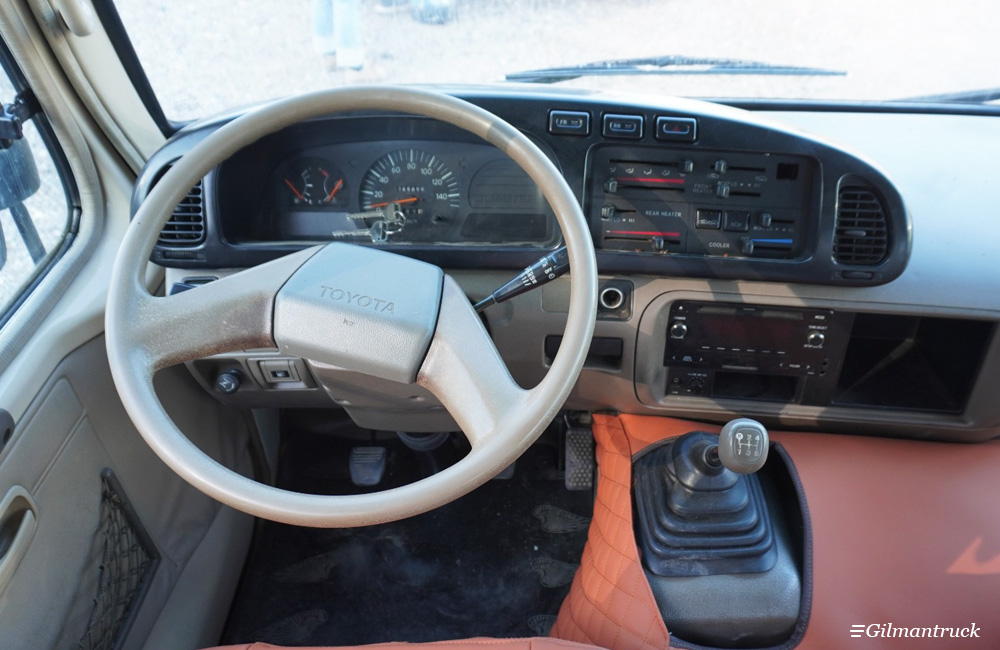Used Toyota Coaster Mini Bus For Sale In China Gasoline Version