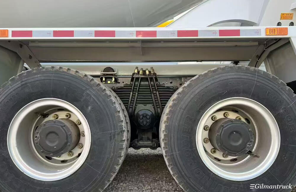 FAW JH6 8×4 12-wheel Mixer Truck