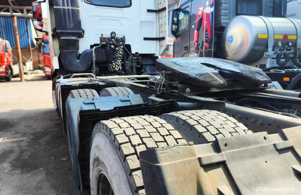 Howo T7H 540hp 6x4 tractor unit 2019