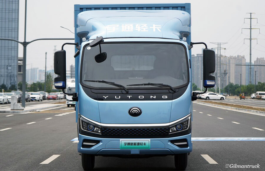 Yutong T3 box-type logistics electric light truck 5T