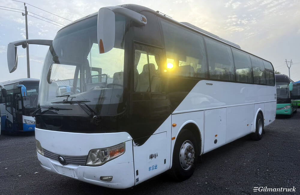 Used Yutong ZK6107 10-meter 54-seat bus for sale
