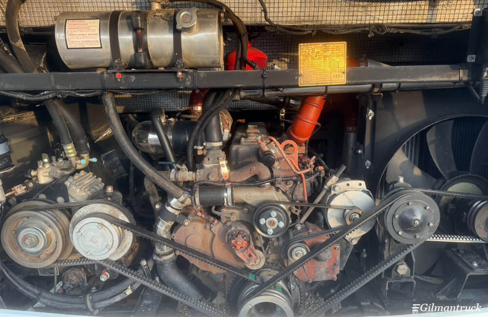 Used Yutong ZK6107 10-meter 54-seat bus for sale Used Yutong ZK6107 10-meter 54-seat bus for sale