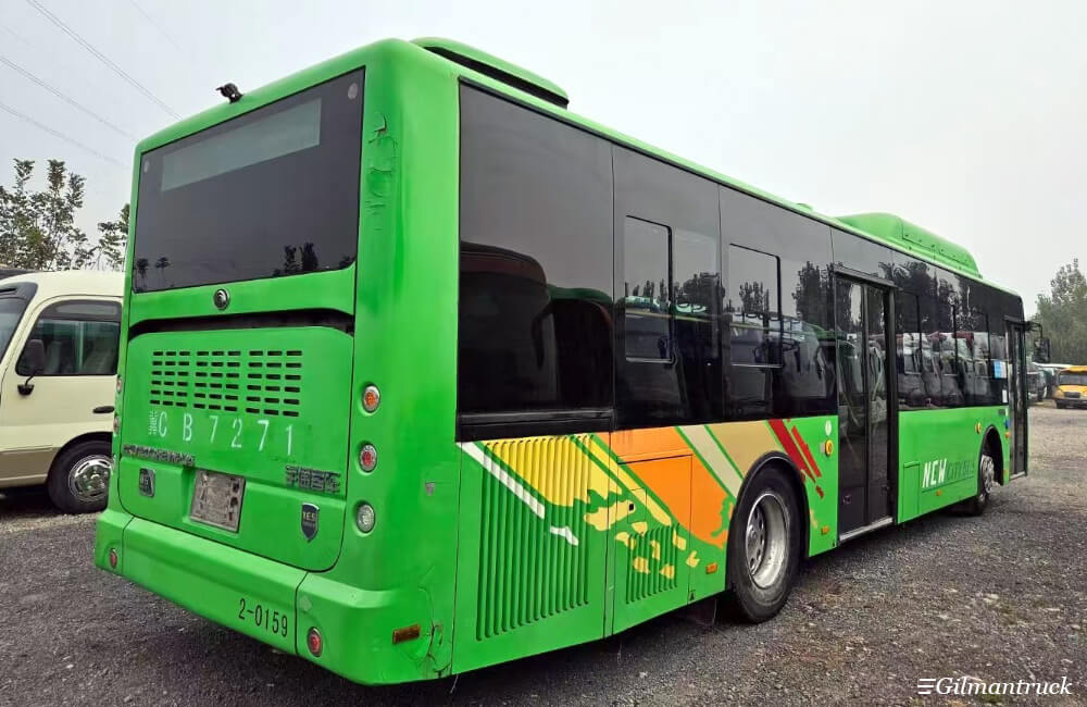 Продаётся городской автобус Yutong ZK6120 длиной 12 метров, работающий на природном газе.