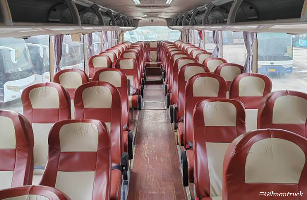 Yutong ZK6146 14-meter Three-Axle Second-Hand Highway Bus